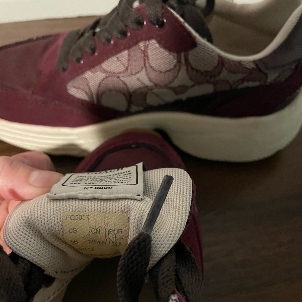 Coach tennis shoes size 5. Got too tight after pregnancy